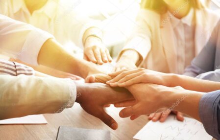 Team eines Unternehmens engagiert sich